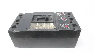 WESTINGHOUSE MCP534000C MOLDED CASE CIRCUIT BREAKER 600V-AC 3P 400A AMP