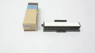FUJI ELECTRIC AU-CW41B1-1 RELAY INTERFACE TERMINAL BLOCK STRIP