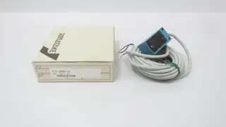 YAMATAKE FL2-12A6H-L5 PROXIMITY SWITCH 10-30V-DC