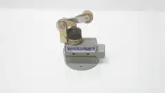 MICRO BZV6-2RN2 8514 LIMIT SWITCH 125/250/480/600V-AC