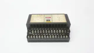 HITACHI YS20B4.3 OUTPUT MODULE