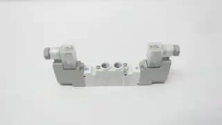 SMC SY5220-5DZ-01F-Q SOLENOID VALVE 24V-DC 1/8IN NPT