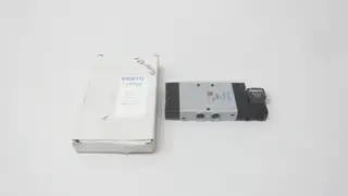 FESTO CPE18-M1H-5L-1/4 PNEUMATIC SOLENOID VALVE 24V-DC 2.5-10BAR1/4IN NPT