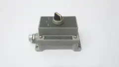 ALLEN BRADLEY 800H-R3HA7 3 POS SELECTOR SWITCH STATION