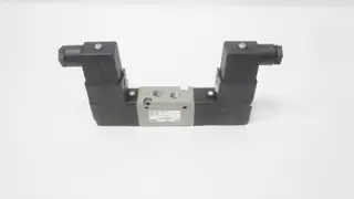 SMC VFS1230-5DZ-01T SOLENOID VALVE 1/8IN NPT 21-26V-DC