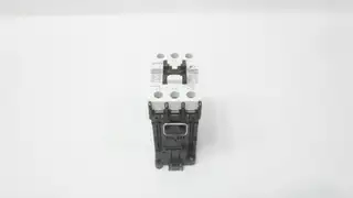 FUJI ELECTRIC SC-E05/G MAGNETIC CONTACTOR 24V-DC 25A AMP 110-120V-AC
