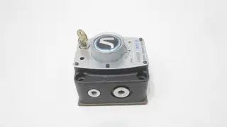 VICKERS F3-FCG-02-300-50 HYDRAULIC FLOW CONTROL VALVE 2-300IN3/MIN 250BAR