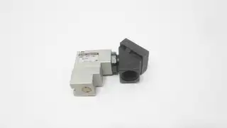SMC VO301-005TZ-X302 SOLENOID VALVE 24V-DC