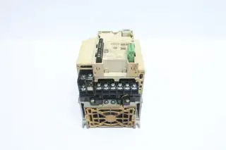 MITSUBISHI FR-E520-2.2KN AC VFD DRIVE 2.2KW 200-240V-AC 200-240V-AC 0.2-400HZ