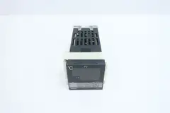 OMRON E5CJ-R2 TEMPERATURE CONTROLLER 100-240V-AC