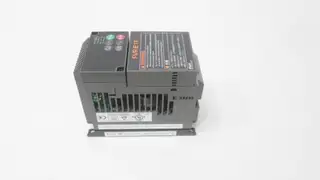 FUJI ELECTRIC FVR0.2E11S-2 AC DRIVE 0.57KVA 200-230V-AC 0.2-400HZ 200-230V-AC