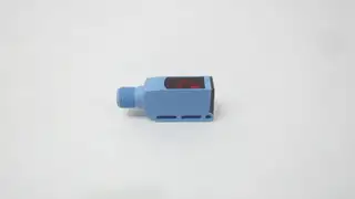 SICK WL9-3P2430 PHOTOELECTRIC SENSOR 10-30V-DC