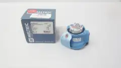 MELTRIC 63-34043-972 DSN30 RECEPTACLE 480V-AC 30A AMP 4W 3P