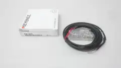 KEYENCE FS-V21 FIBER OPTIC SENSOR AMPLIFIER 12-24V-DC