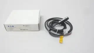 EATON 11155AA17 PHOTOELECTRIC SENSOR 10-30V-DC