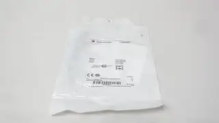 ALLEN BRADLEY 42CA-D1MPAE-D4 18MM PHOTOELECTRIC SENSOR 10-30V-DC