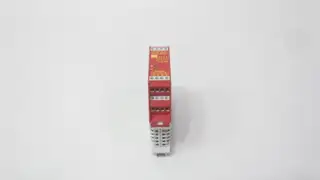 STI 44510-1031 SR103AM01 SAFETY RELAY 24V-DC 24V-AC