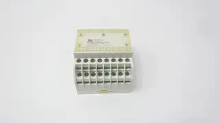 STI BS3-C BEAM SAFETY CONTROLLER