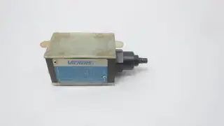 VICKERS DGMFN-3-X-B1W-41 HYDRAULIC FLOW CONTROL VALVE