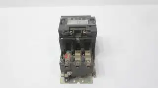 SQUARE D 8536 SD01 SIZE 2 FULL VOLTAGE STARTER 25HP 120V-DC
