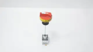 SOCOMEC 22003002 NON-FUSIBLE DISCONNECT SWITCH 3P 600V-AC 25A AMP