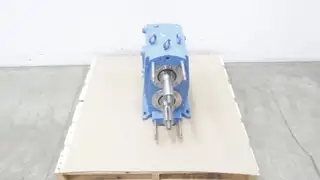 WAUKESHA 324 U2 GEARBOX BEARING HOUSING GEAR CASE ASSEMBLY FOR ROTARY LOBE PUMP