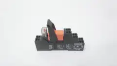 SIEMENS LZS-RT4D4L24 PLUG-IN RELAY 250V-AC 24V-DC