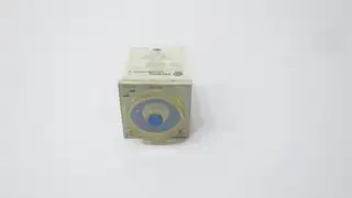 ALLEN BRADLEY 700-HRM12TA17 TIME DELAY RELAY 100-240V-AC