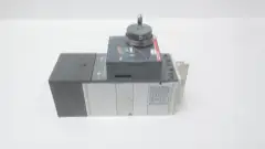 ABB T4H 250 SACE TMAX CIRCUIT BREAKER W/ HANDLE 600V-AC 3P 250A