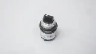 ALLEN BRADLEY 800T-U19 POTENTIOMETER 300V-DC 300V-AC 2500OHM 2W