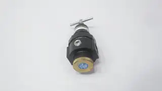 WATTS R11-04C PNEUMATIC REGULATOR 1/2IN NPT 300PSI 0.125PSI