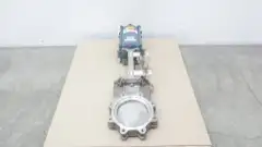 DEZURIK 9520189-005 KGC PNEUMATIC STAINLESS LUGGED KNIFE GATE VALVE 8IN 150