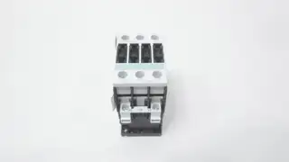 SIEMENS 3RT1026-1AL20 AC CONTACTOR 230V-AC 35A 15HP