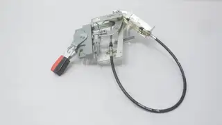 EATON CUTLER HAMMER 560U CABLE OPERATED CIRCUIT BREAKER HANDLE
