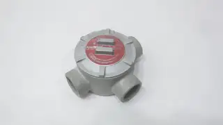 APPLETON GR-DER T SHAPE IRON OUTLET BODY 1-1/4IN NPT
