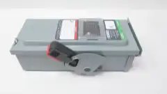 SQUARE D VHU361RB NON-FUSIBLE DISCONNECT SWITCH 30A AMP 600V-AC 3P