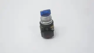 ALLEN BRADLEY 800T-16HB2KB6AX 2 POS ILLUMINATED BLUE SELECTOR SWITCH 120V-AC