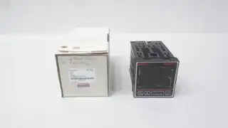 EUROTHERM P304C CC/VH/RSP/SD4L/XXXXX MELT PRESSURE CONTROLLER