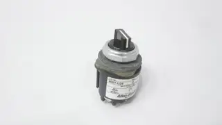 ALLEN BRADLEY 800T-U24 POTENTIOMETER 5000OHM 2W 300V-AC