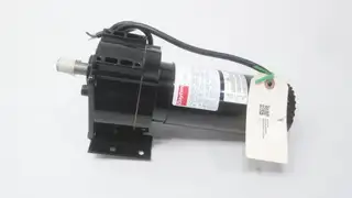 DAYTON 4Z383D GEARMOTOR 47RPM 5/8IN 90/130V-DC