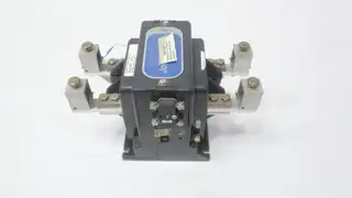 JOSLYN CLARK 5DP9-9013-11 DEFINITE PURPOSE CONTACTOR 500V-DC 260A AMP