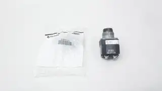 ALLEN BRADLEY 800T-FXNP16 30MM ILLUMINATED PUSH-PULL BUTTON 120V-AC