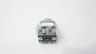 ALLEN BRADLEY 800T-N17KF4B 4 POS SELECTOR SWITCH