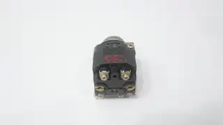 ALLEN BRADLEY 800T-16HB2KB6AX 2 POS ILLUMINATED SELECTOR SWITCH 120V-AC