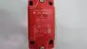 ALLEN BRADLEY 440P-MSLS11E GUARDMASTER ROLLER LEVER LIMIT SWITCH 240V-AC thumbnail 5
