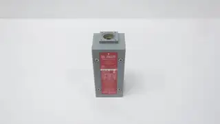 ALLEN BRADLEY 802X-B7 LIMIT SWITCH 24-600V-AC