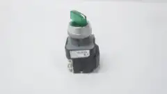ALLEN BRADLEY 800T-16HG17KB6AX 2 POS ILLUMINATED GREEN SELECTOR SWITCH 120V-AC