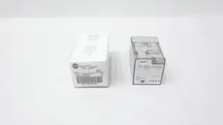 ALLEN BRADLEY 700-HA32Z24 PLUG-IN RELAY 24V-DC