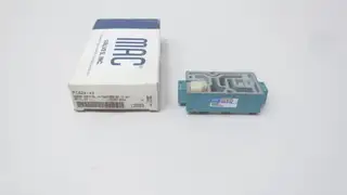 MAC FC82A-AA PNEUMATIC VALVE MANIFOLD