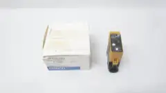 OMRON E3A2-10M4T PHOTOELECTRIC SENSOR 12-240V-DC 24-240V-AC